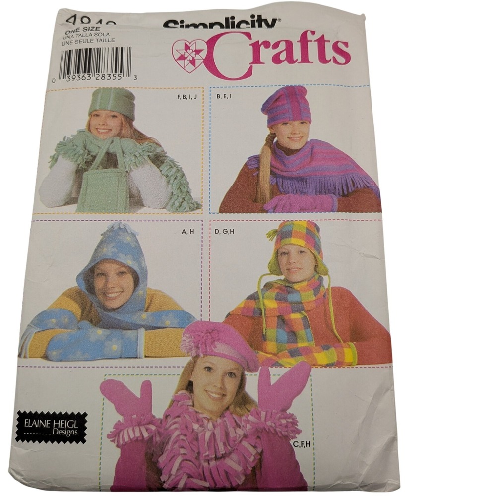 Simplicity 4849 Misses Fleece Accessories Sewing Pattern Hat Scarves Mittens Bag